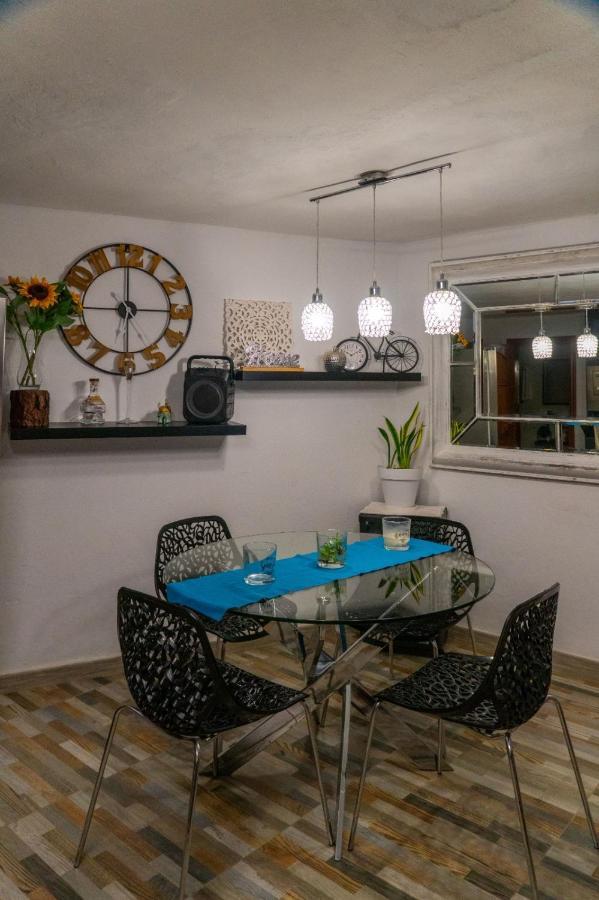 הוילה לוס ריאלחוס Casa Lola מראה חיצוני תמונה